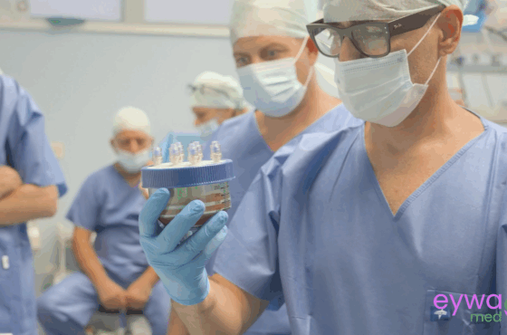 Mini-Stem System® na Slovensku: první zákroky s mikrotukem a kmenovými buňkami